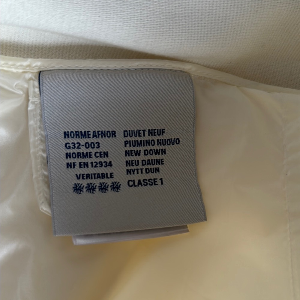 MONCLER VEST - Picture 5 of 8